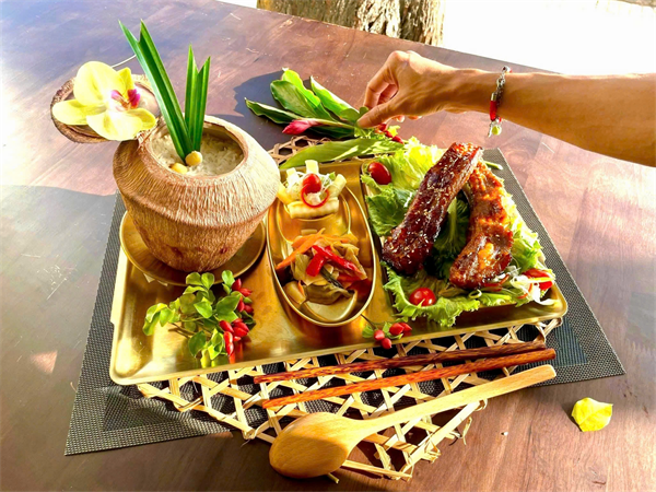 Hình ảnh Nhà hàng Hải Sản Cơm Niêu Vuông Tròn 7